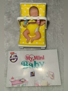 Zuru My Mini Baby Series 1 Yellow Bouncer with Accessories and Mini Baby